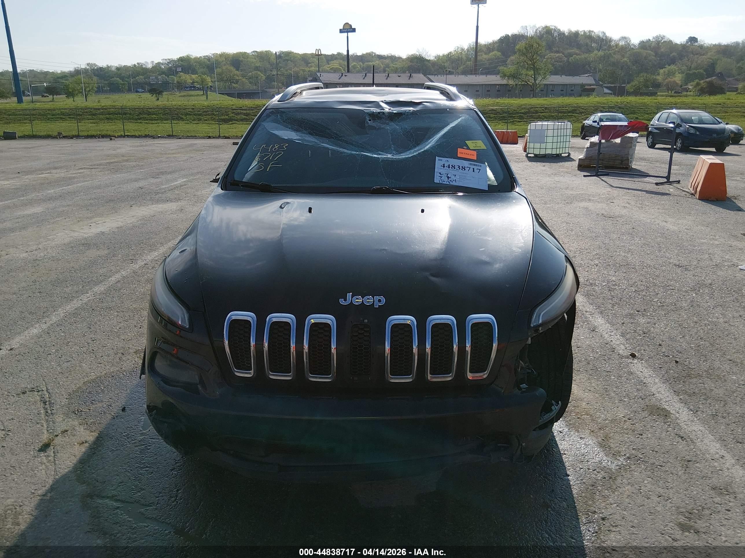 2014 Jeep Cherokee Latitude Black vin: 1C4PJLCB5EW299290