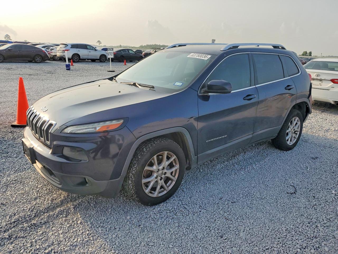 2015 Jeep Cherokee Latitude Blue vin: 1C4PJLCB5FW516242