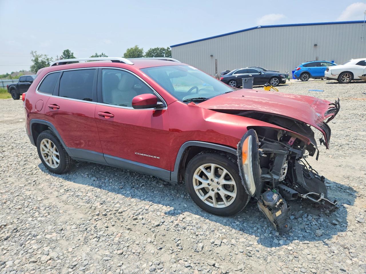 2015 Jeep Cherokee Latitude Burgundy vin: 1C4PJLCB5FW518220