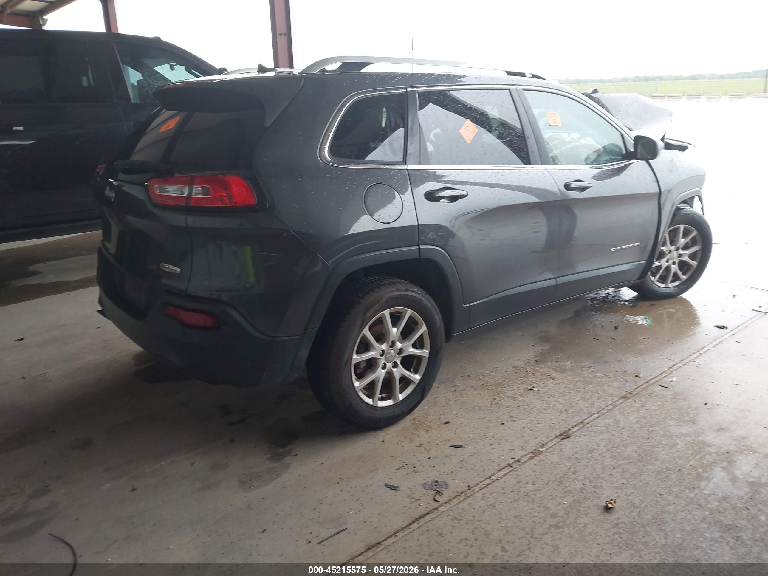 2015 Jeep Cherokee Latitude Black vin: 1C4PJLCB5FW539343