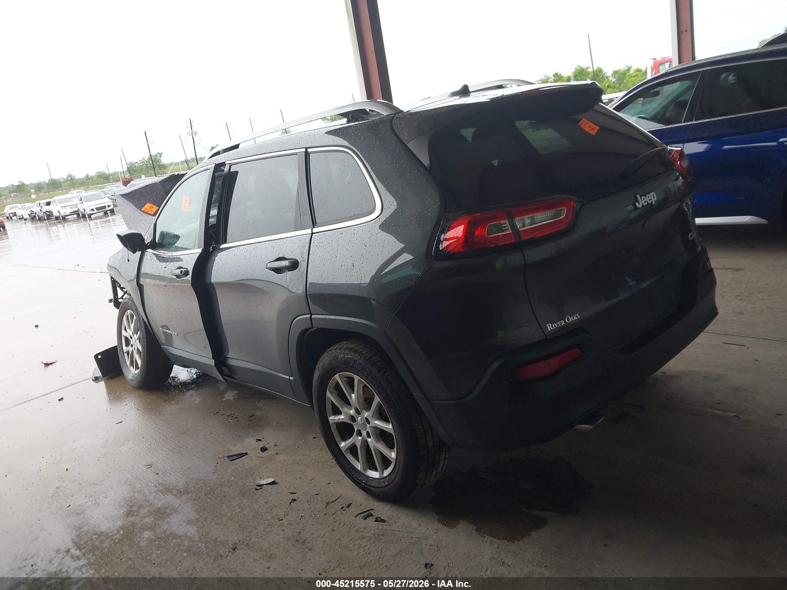 2015 Jeep Cherokee Latitude Black vin: 1C4PJLCB5FW539343