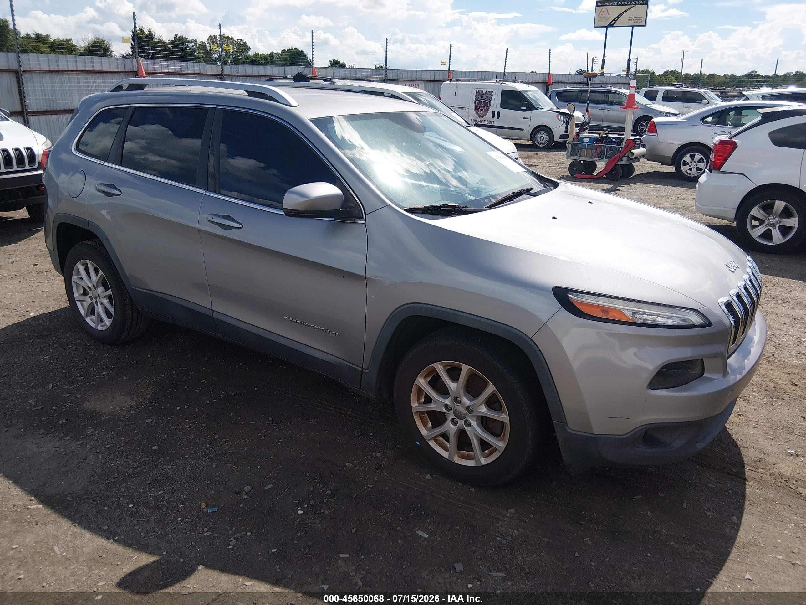 2015 Jeep Cherokee Latitude Gray vin: 1C4PJLCB5FW597419