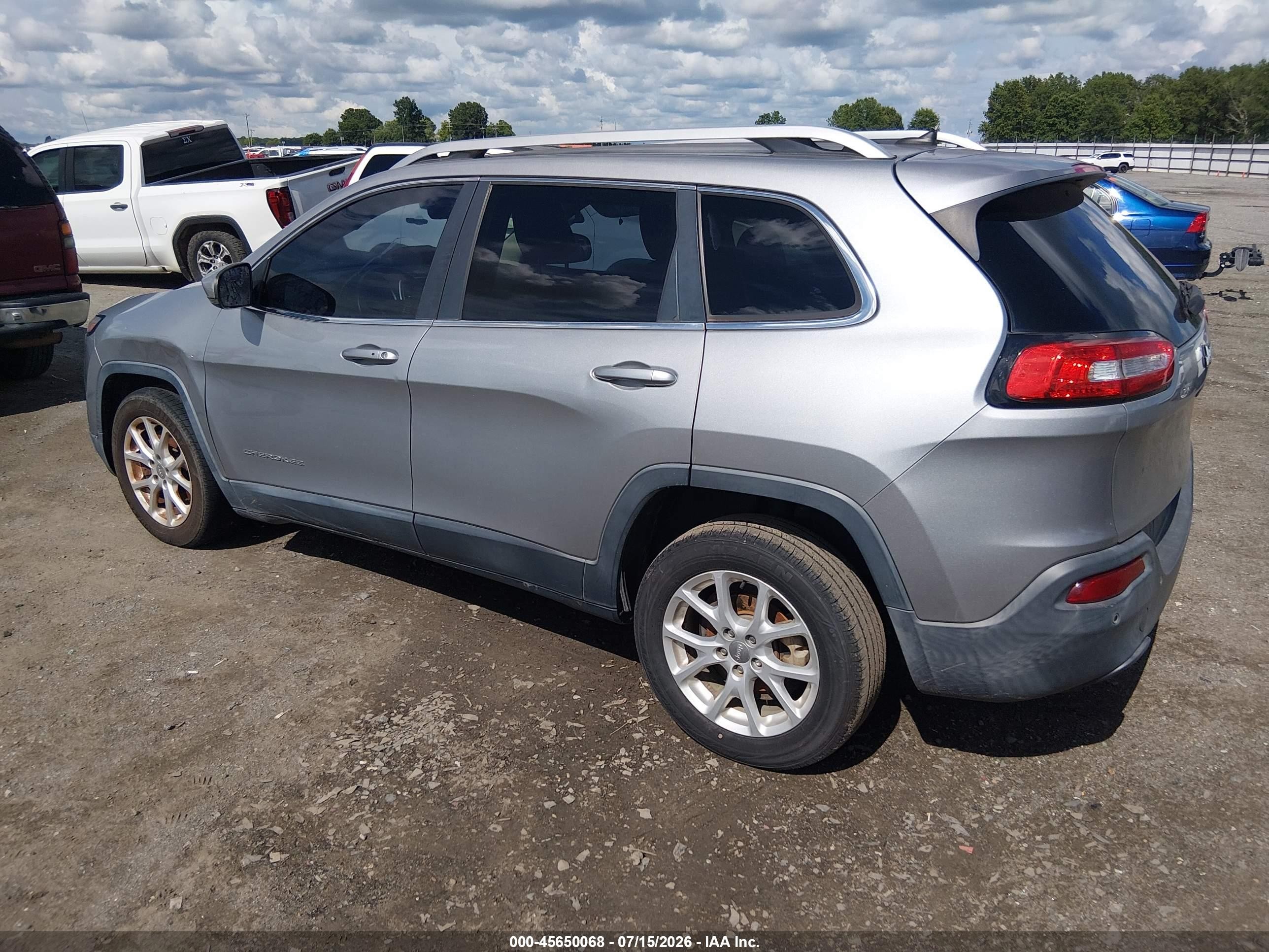2015 Jeep Cherokee Latitude Gray vin: 1C4PJLCB5FW597419