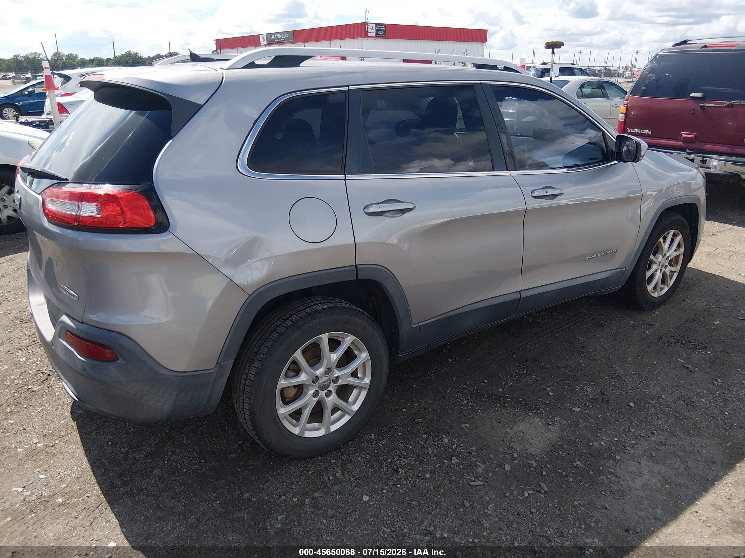 2015 Jeep Cherokee Latitude Gray vin: 1C4PJLCB5FW597419