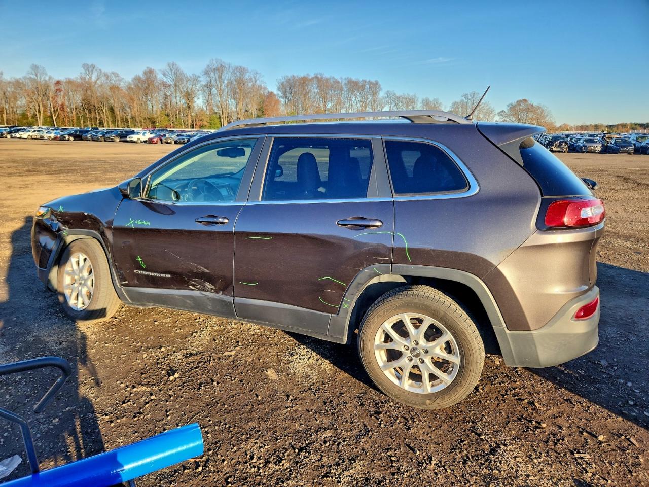 2015 Jeep Cherokee Latitude Charcoal vin: 1C4PJLCB5FW601842