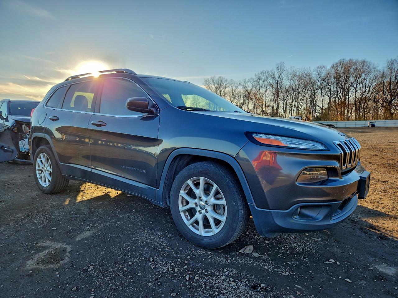 2015 Jeep Cherokee Latitude Charcoal vin: 1C4PJLCB5FW601842