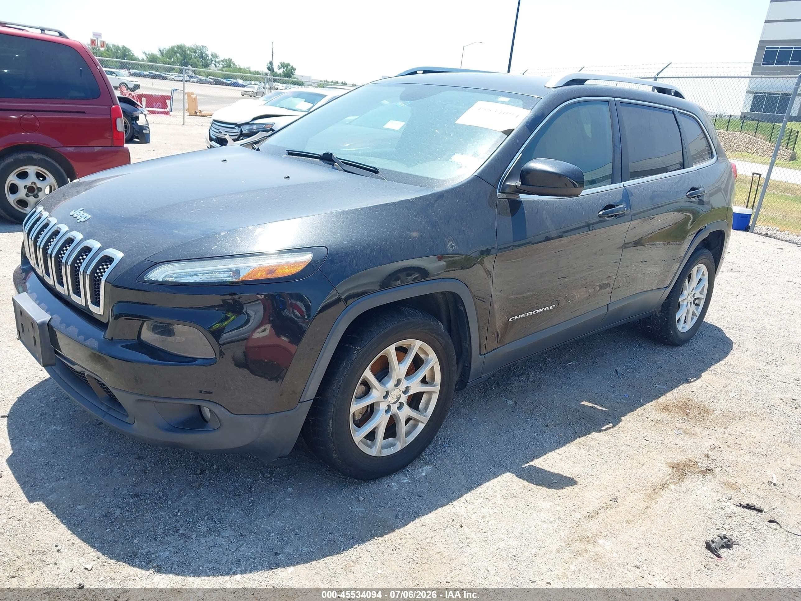 2015 Jeep Cherokee Latitude Black vin: 1C4PJLCB5FW628636