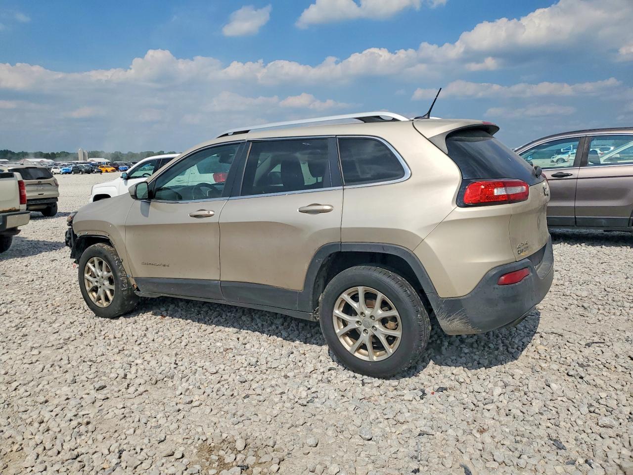 2015 Jep Cherokee L Beige vin: 1C4PJLCB5FW711581