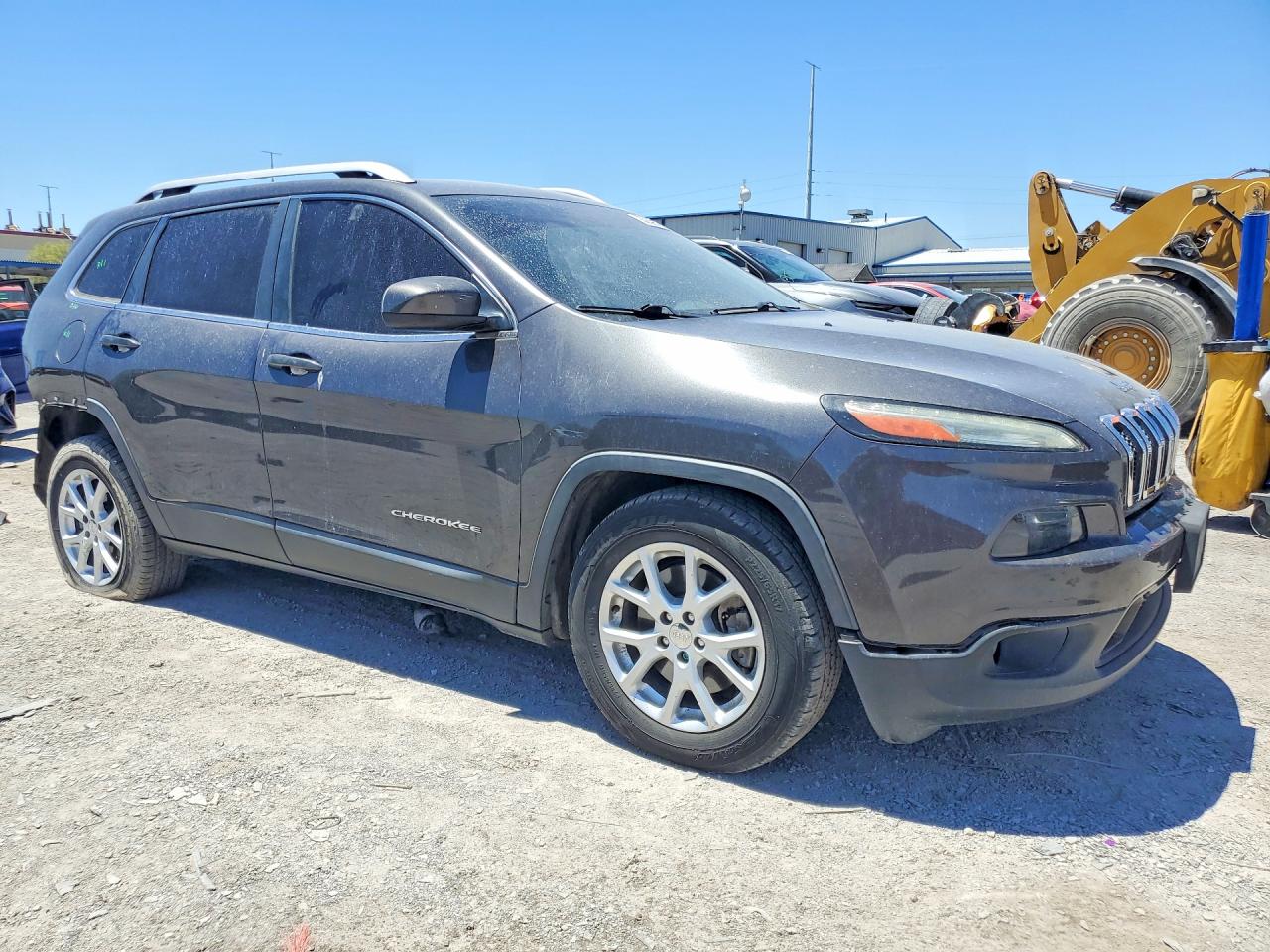 2015 Jeep Cherokee Latitude Gray vin: 1C4PJLCB5FW790766