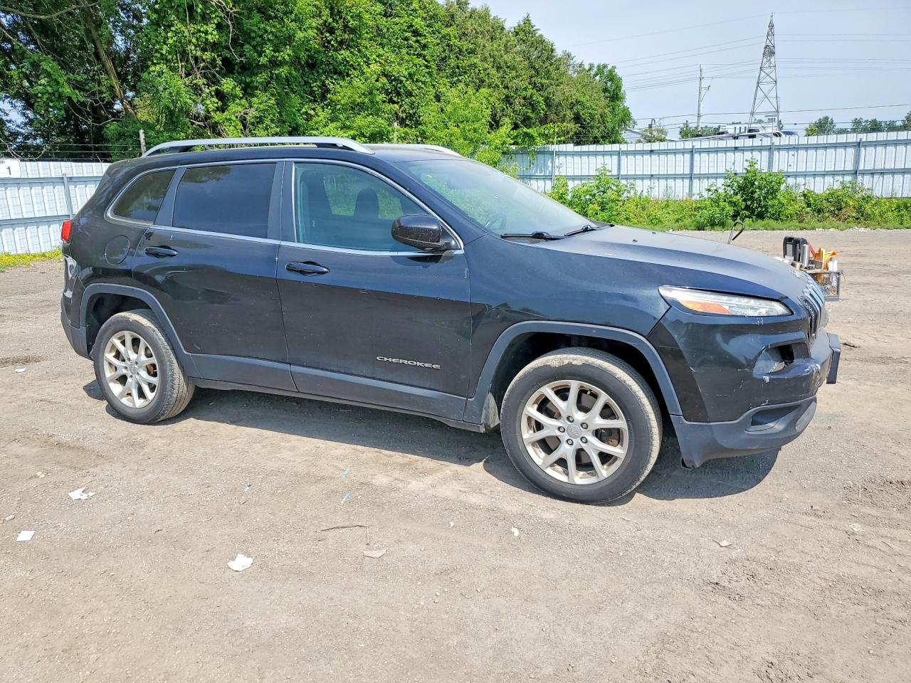 2014 Jeep Cherokee Latitude Black vin: 1C4PJLCB6EW102157