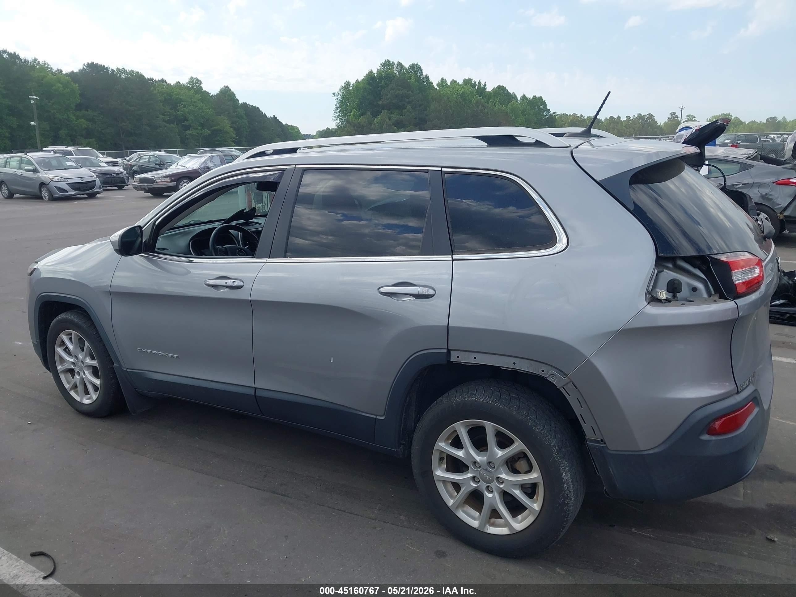 2014 Jeep Cherokee Latitude Gray vin: 1C4PJLCB6EW231192