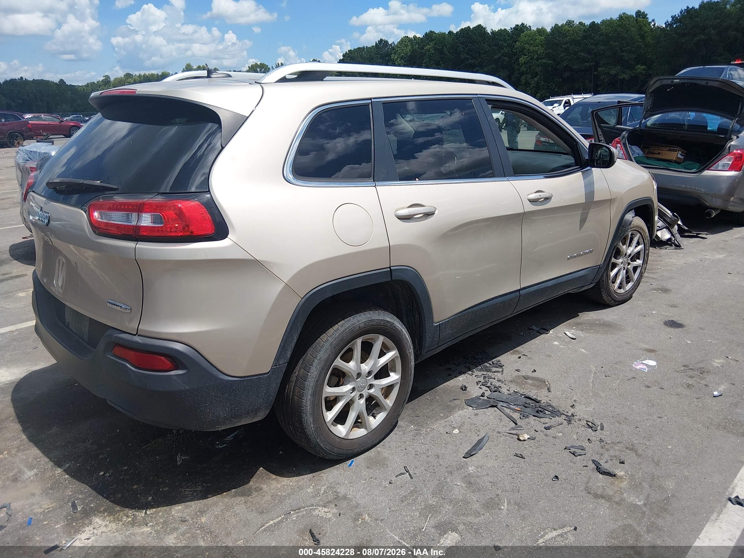 2014 Jeep Cherokee Latitude Champagne vin: 1C4PJLCB6EW231676