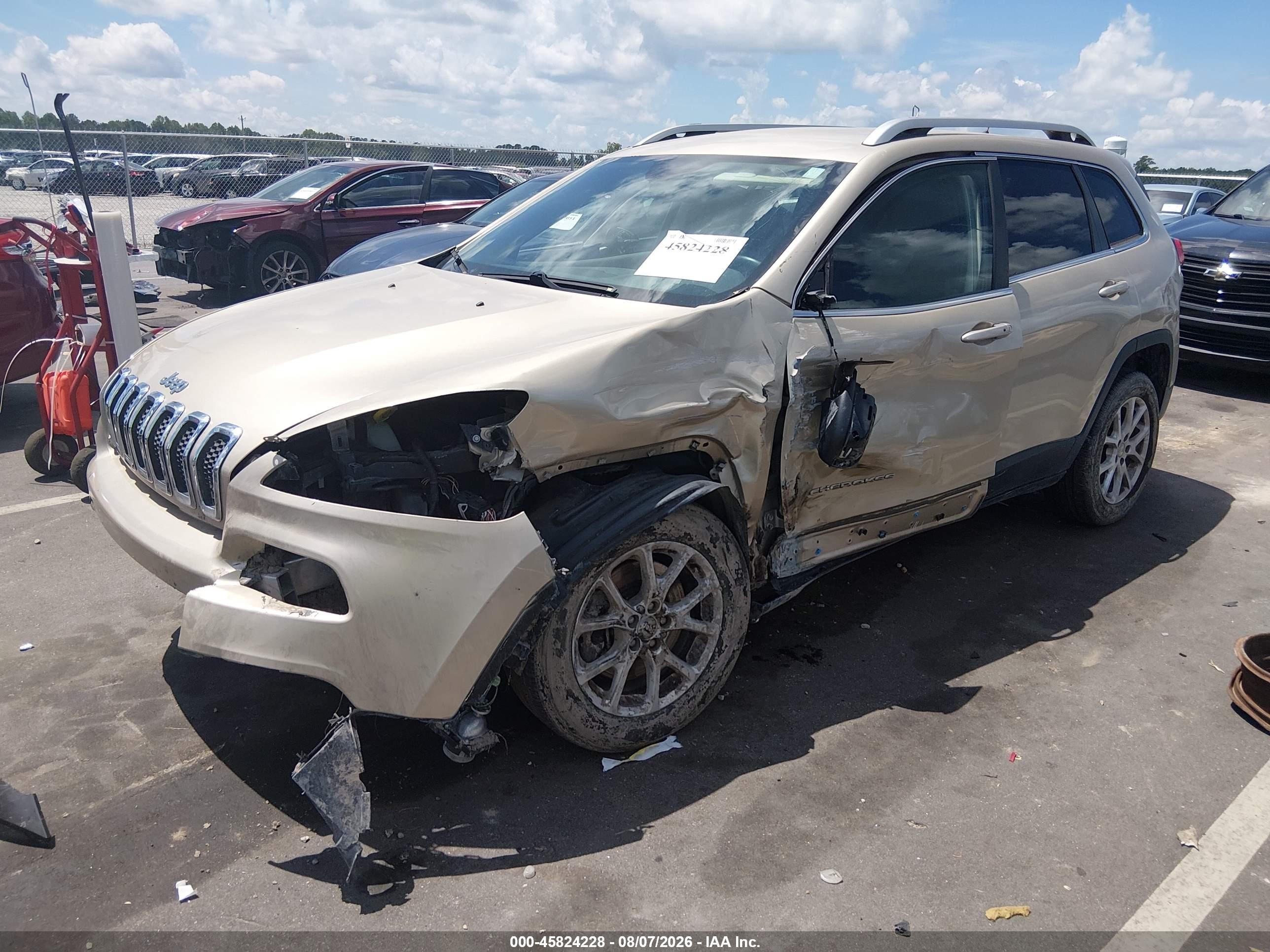 2014 Jeep Cherokee Latitude Champagne vin: 1C4PJLCB6EW231676