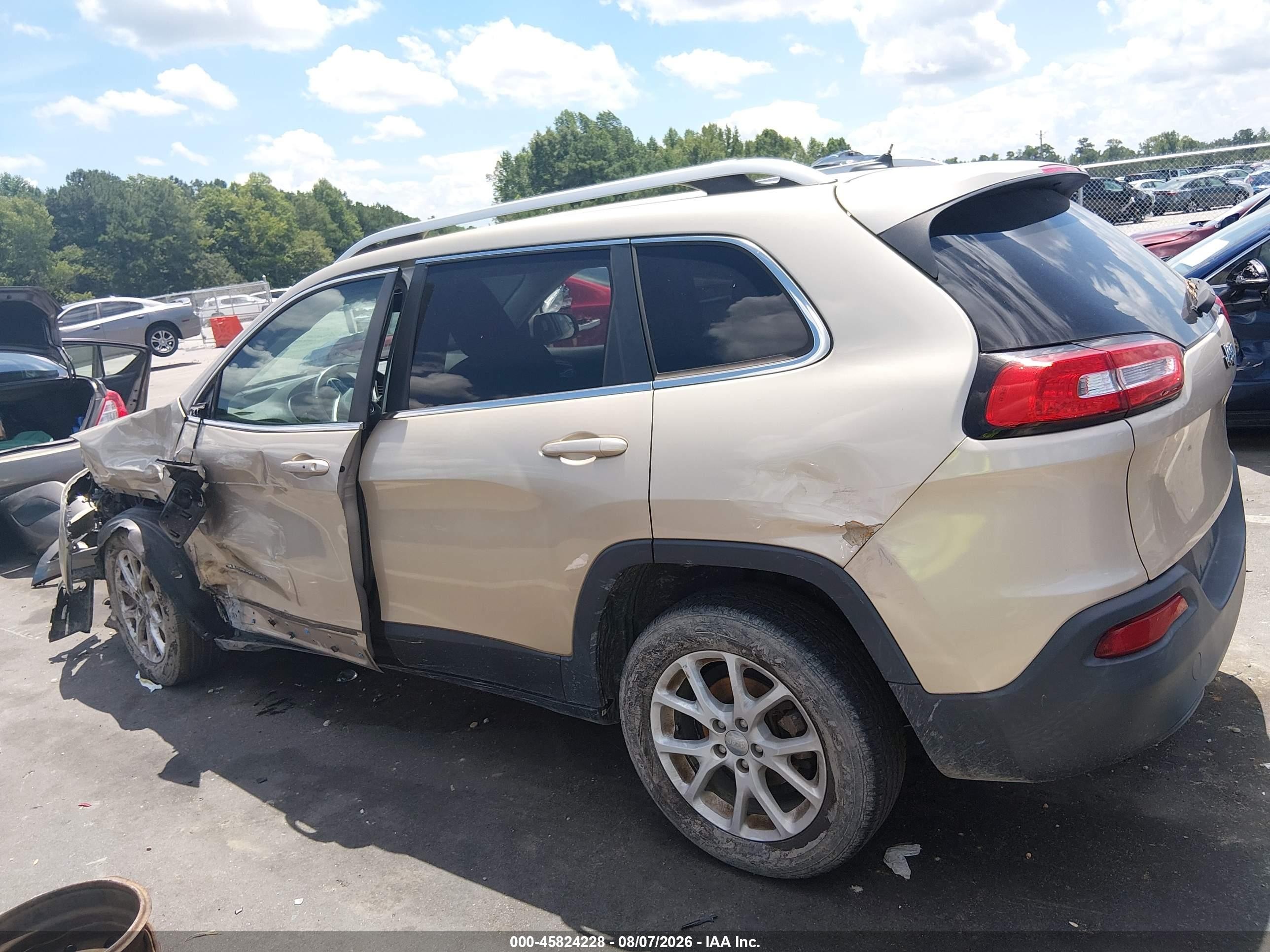 2014 Jeep Cherokee Latitude Champagne vin: 1C4PJLCB6EW231676