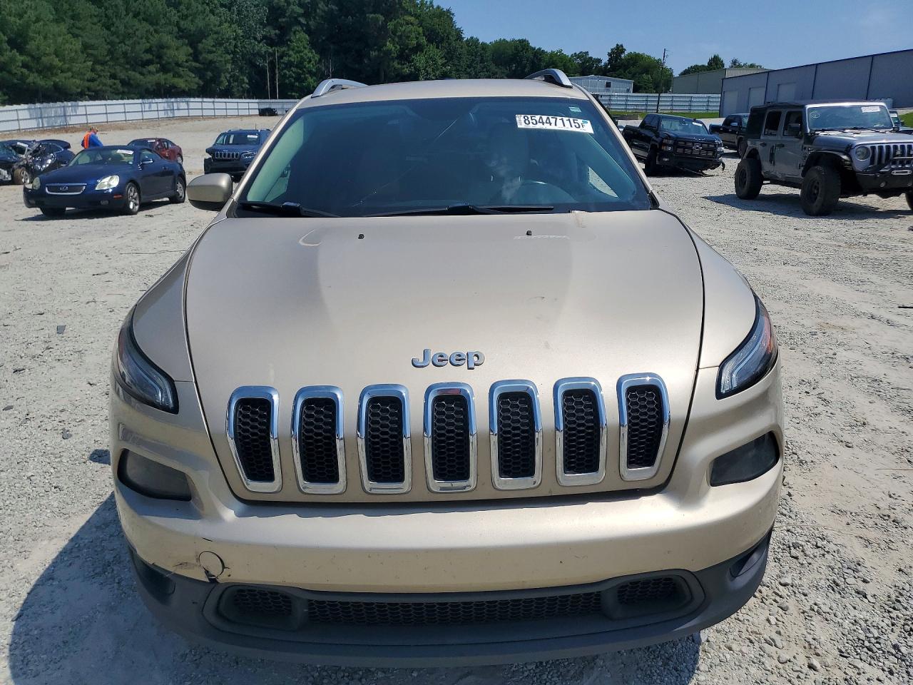 2015 Jeep Cherokee Latitude Beige vin: 1C4PJLCB6FW516850