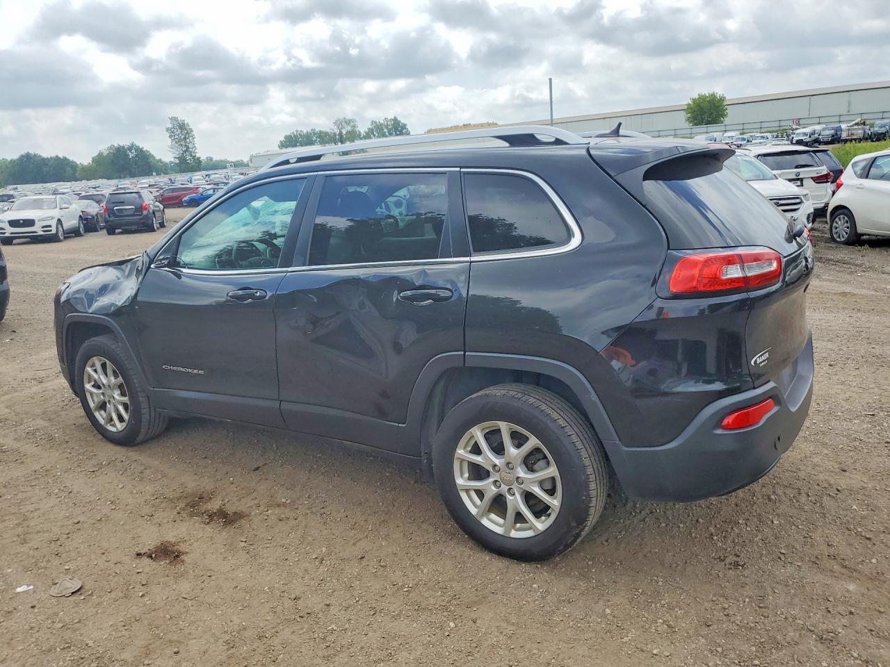 2015 Jeep Cherokee Latitude Black vin: 1C4PJLCB6FW682933