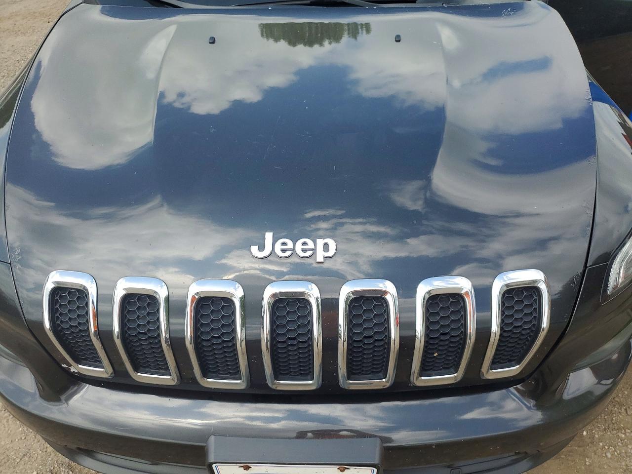 2015 Jeep Cherokee Latitude Black vin: 1C4PJLCB6FW682933