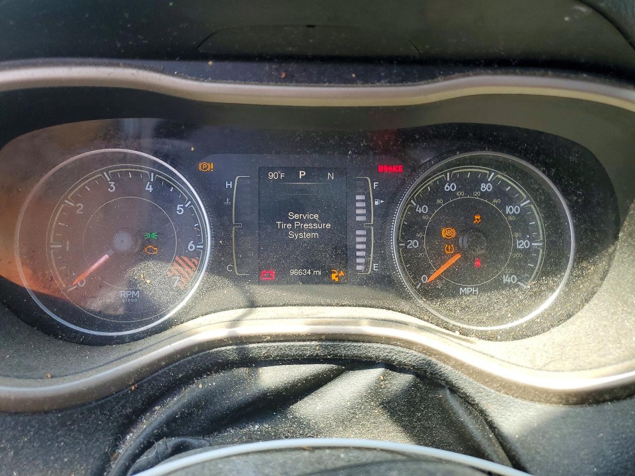 2015 Jeep Cherokee Latitude Серый vin: 1C4PJLCB6FW690126