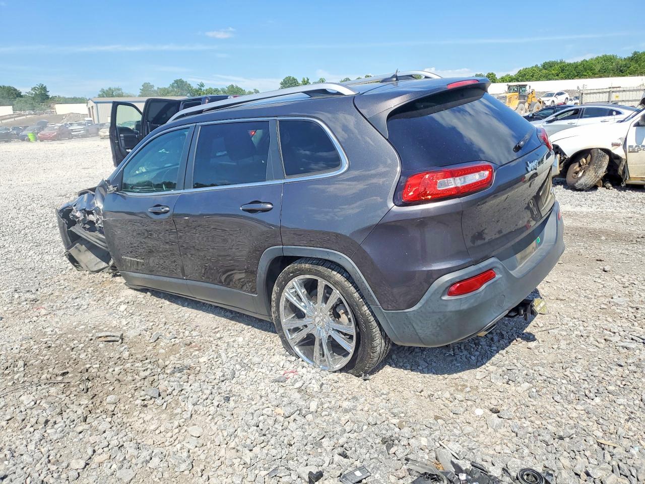 2015 Jeep Cherokee Latitude Серый vin: 1C4PJLCB6FW690126