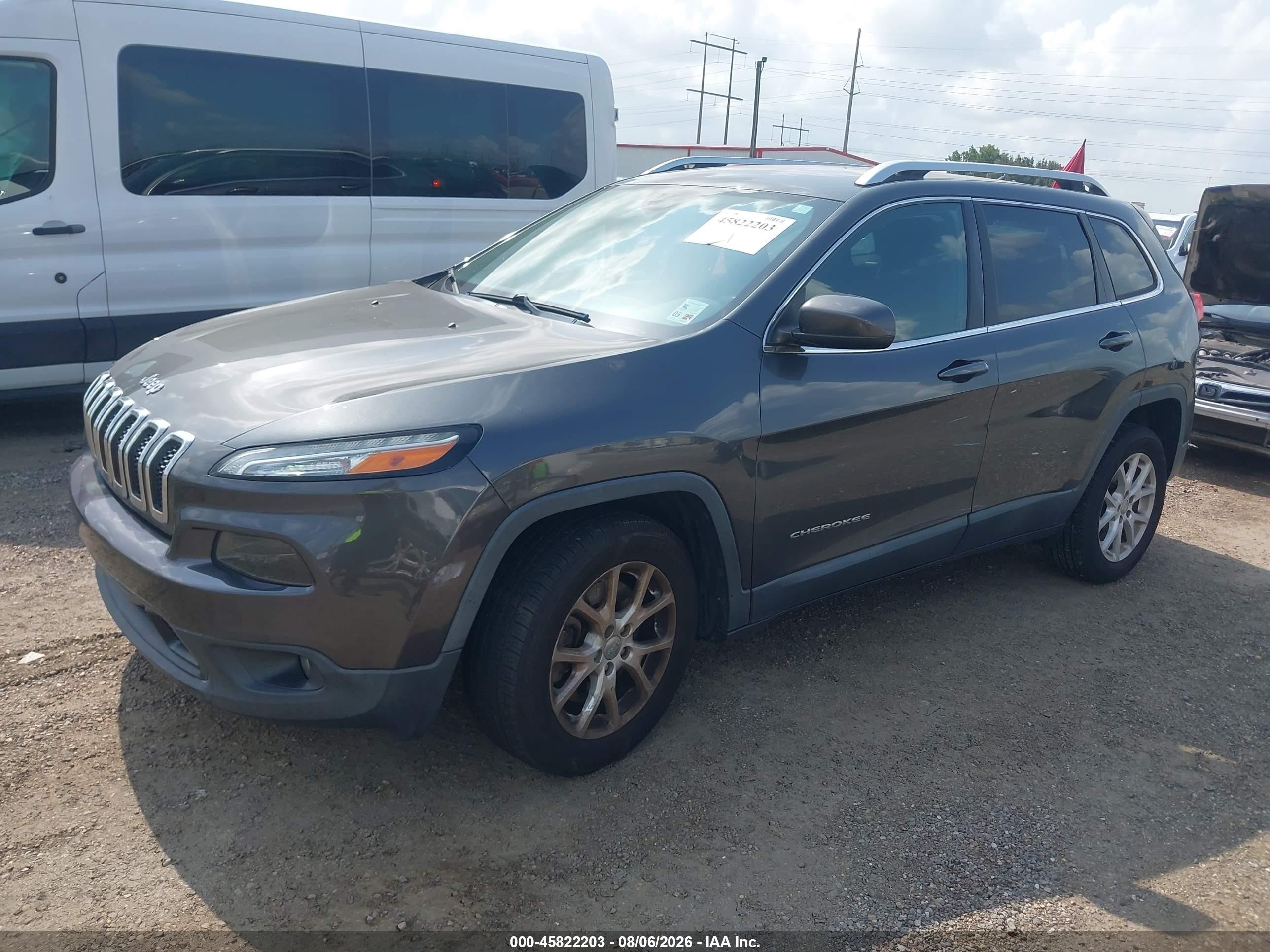 2015 Jeep Cherokee Latitude Gray vin: 1C4PJLCB6FW690496