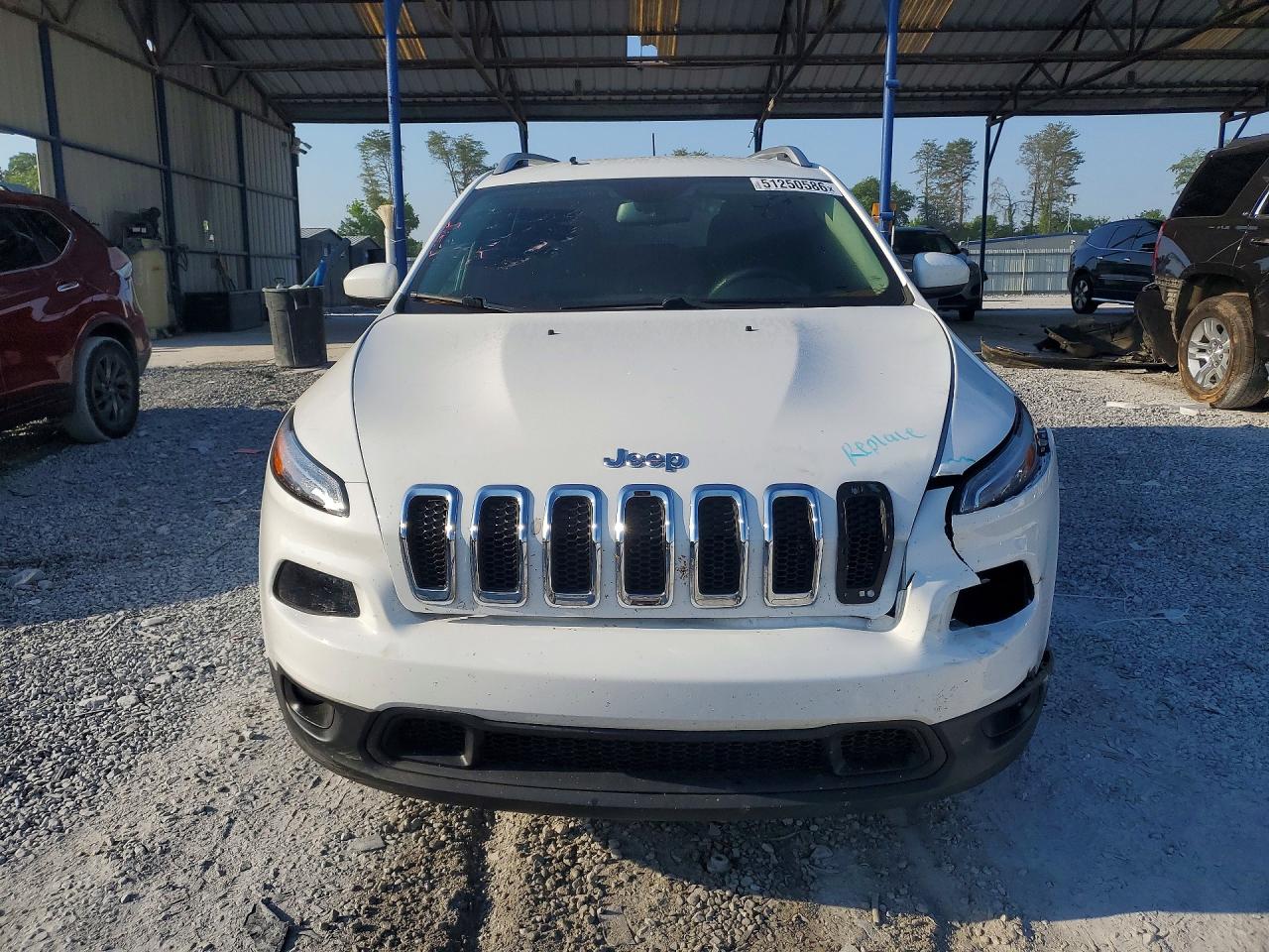 2015 Jeep Cherokee Latitude White vin: 1C4PJLCB6FW770901