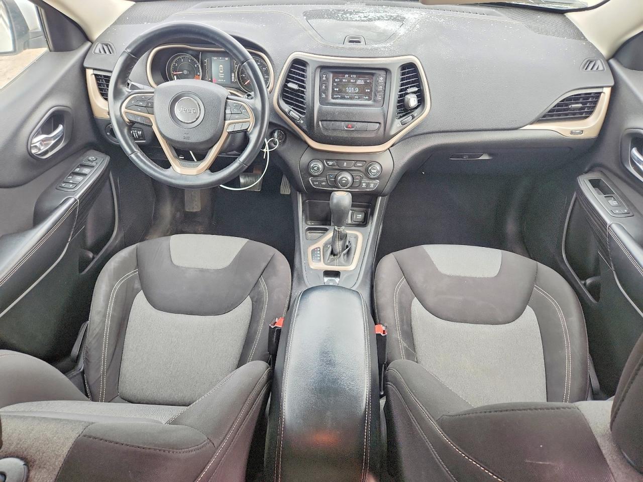 2014 Jeep Cherokee Latitude White vin: 1C4PJLCB7EW101762