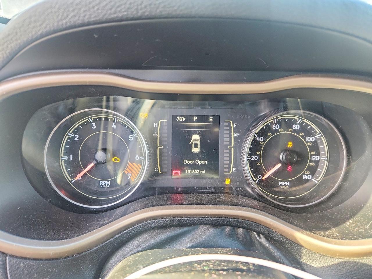 2014 Jeep Cherokee Latitude Зеленый vin: 1C4PJLCB7EW202767