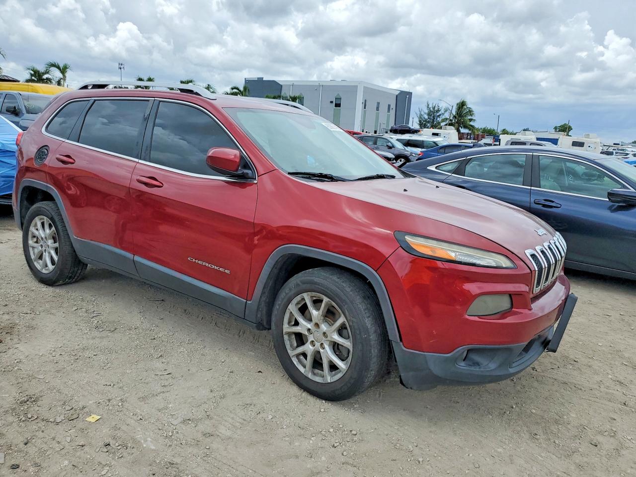 2014 Jeep Cherokee Latitude Red vin: 1C4PJLCB7EW249412