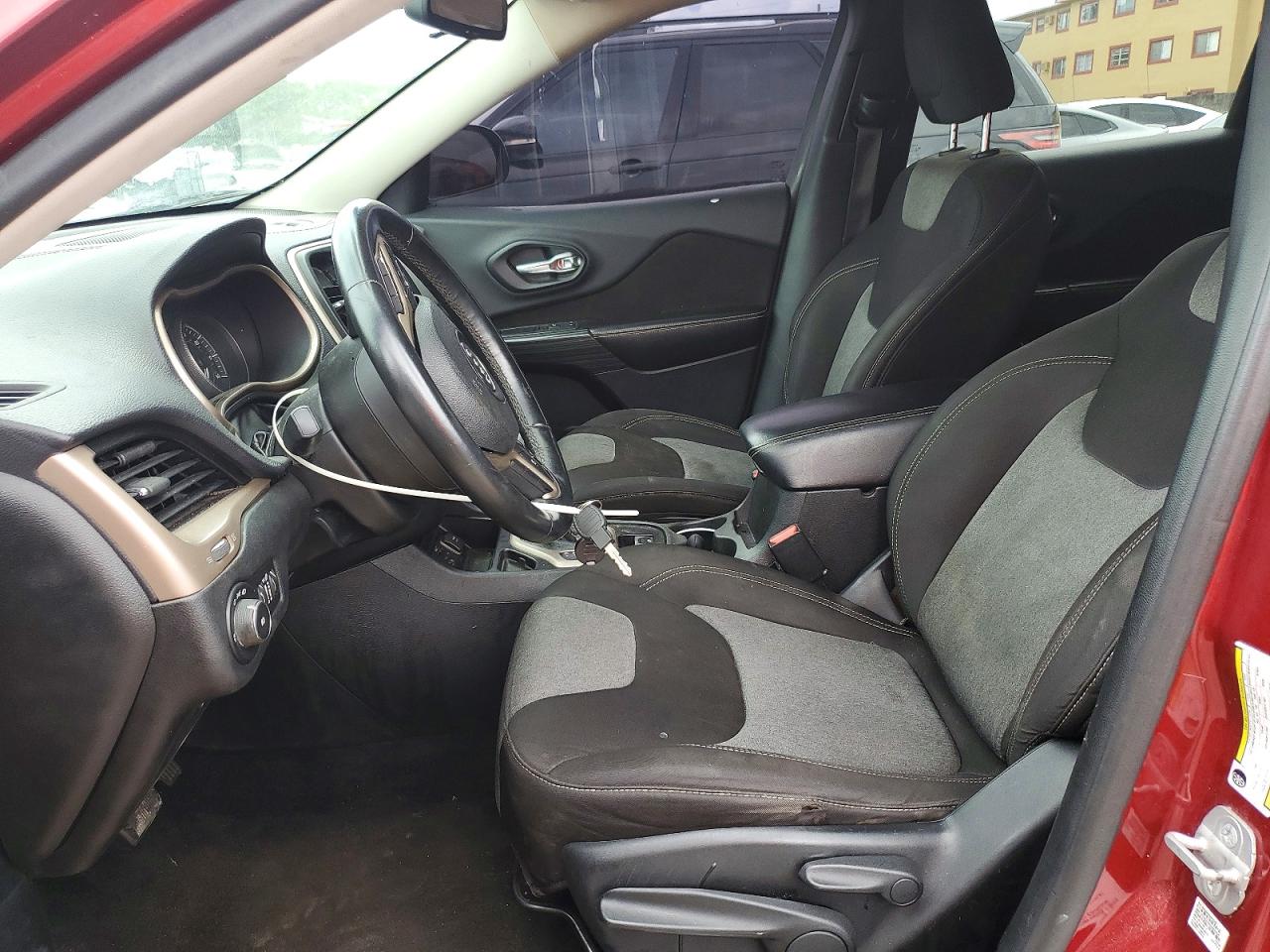 2014 Jeep Cherokee Latitude Red vin: 1C4PJLCB7EW249412