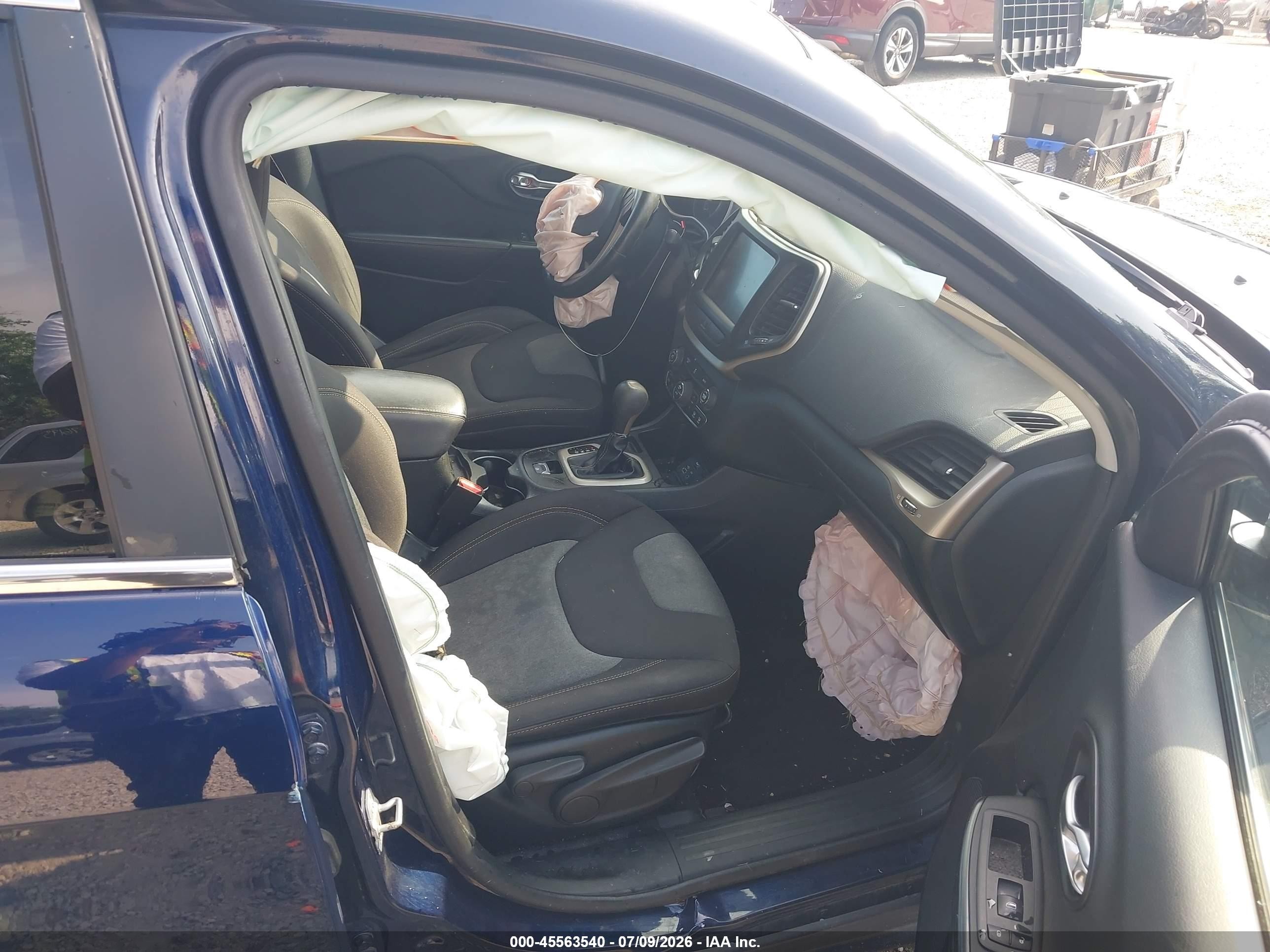 2014 Jeep Cherokee Latitude Blue vin: 1C4PJLCB7EW298917