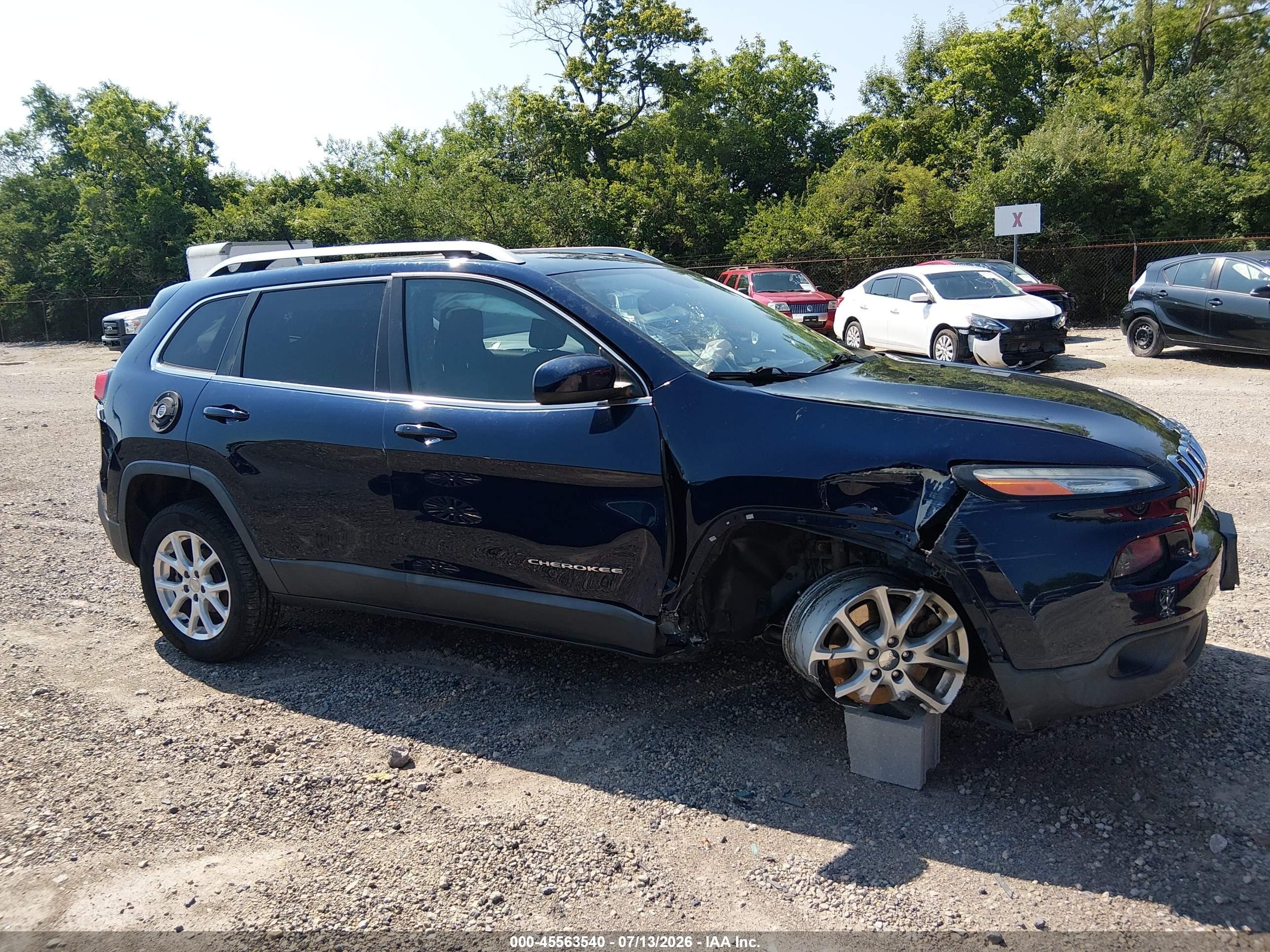2014 Jeep Cherokee Latitude Blue vin: 1C4PJLCB7EW298917