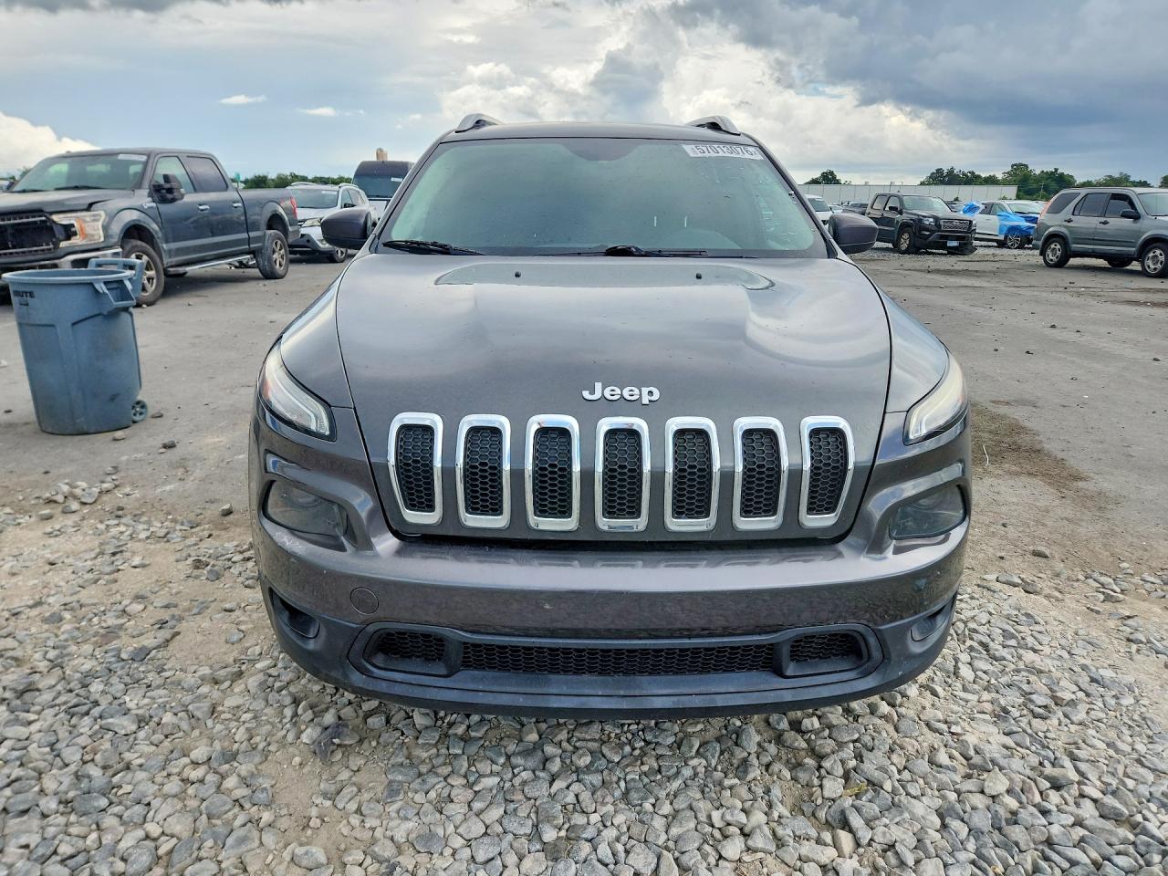 2015 Jeep Cherokee Latitude Gray vin: 1C4PJLCB7FW627696