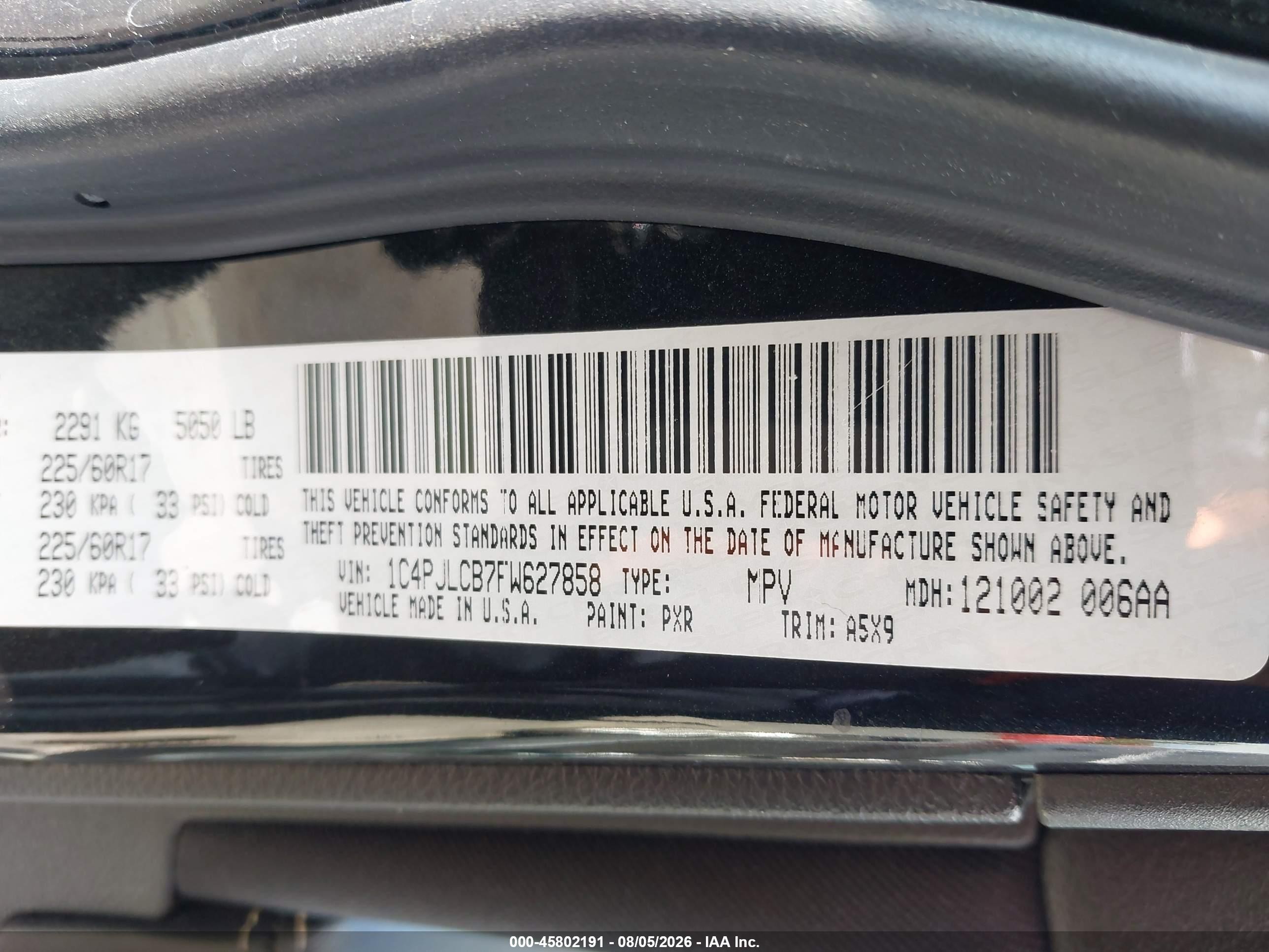 2015 Jeep Cherokee Latitude Black vin: 1C4PJLCB7FW627858