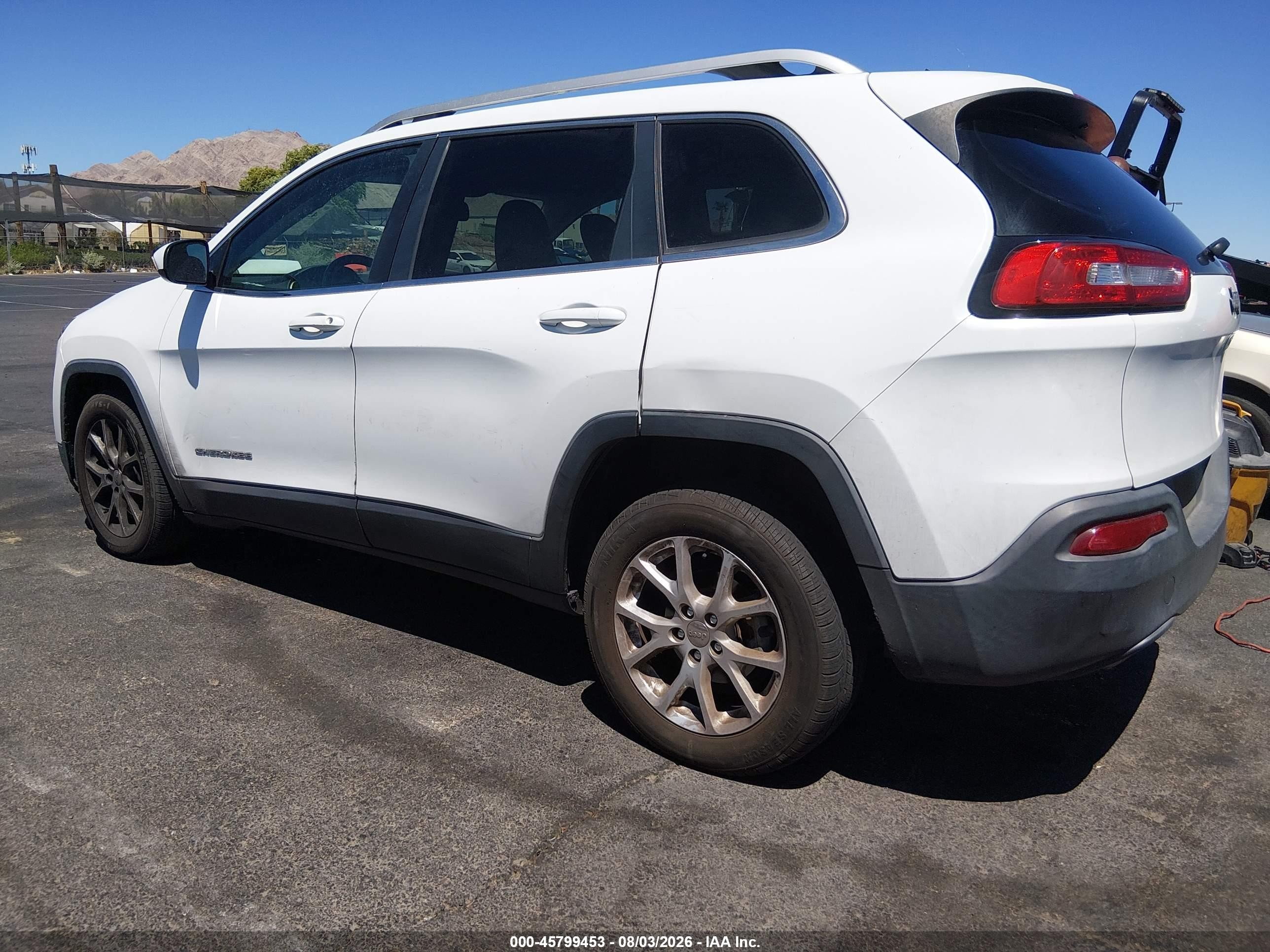 2015 Jeep Cherokee Latitude Белый vin: 1C4PJLCB7FW627889
