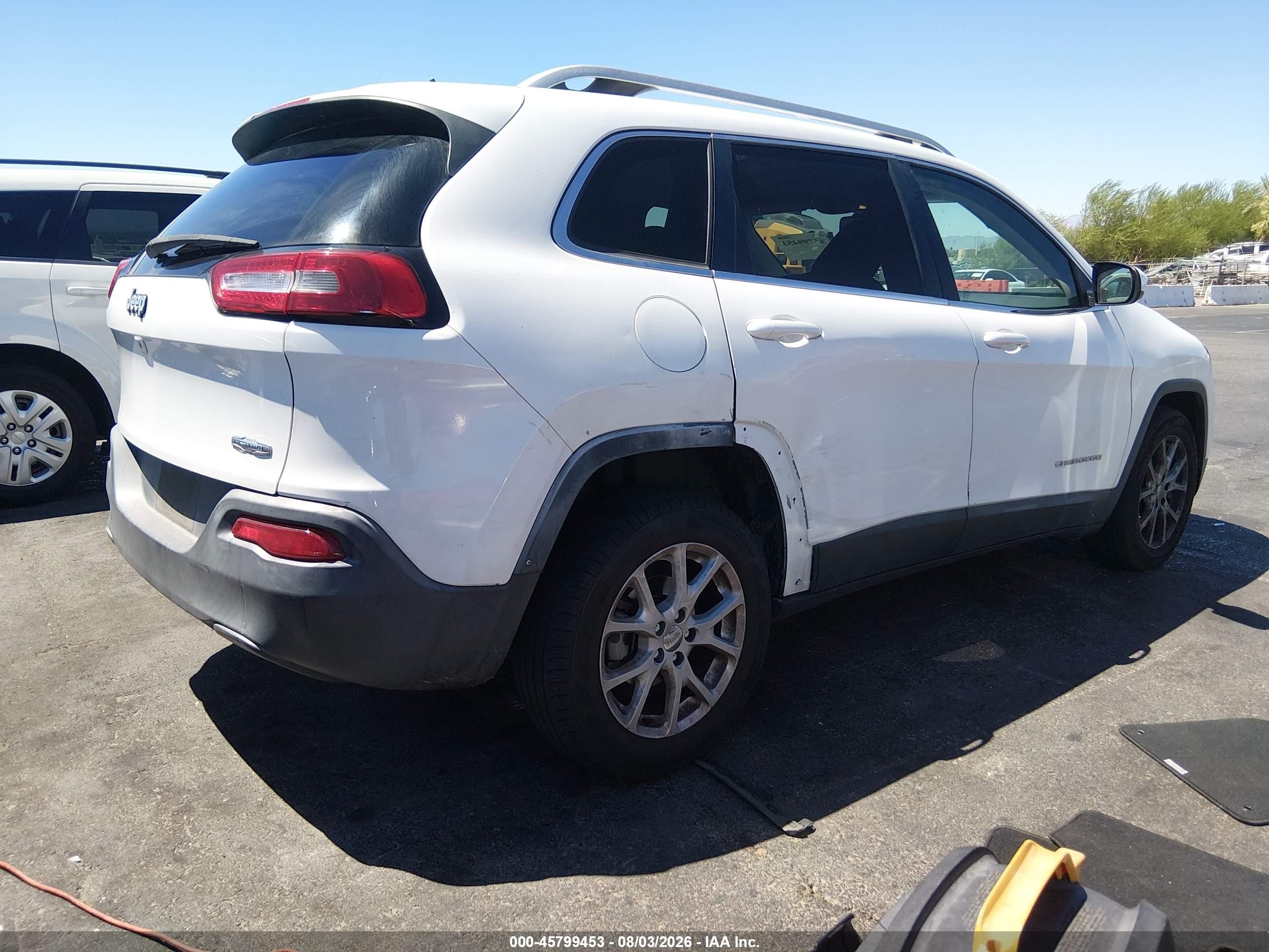 2015 Jeep Cherokee Latitude Белый vin: 1C4PJLCB7FW627889