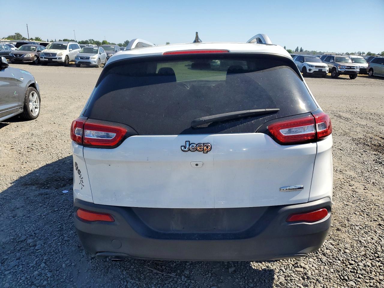 2015 Jeep Cherokee Белый vin: 1C4PJLCB7FW656020