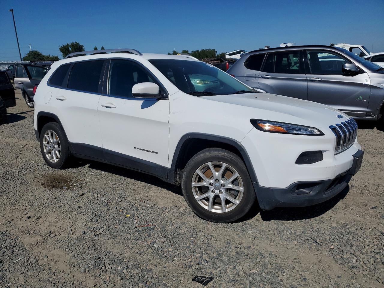 2015 Jeep Cherokee Белый vin: 1C4PJLCB7FW656020