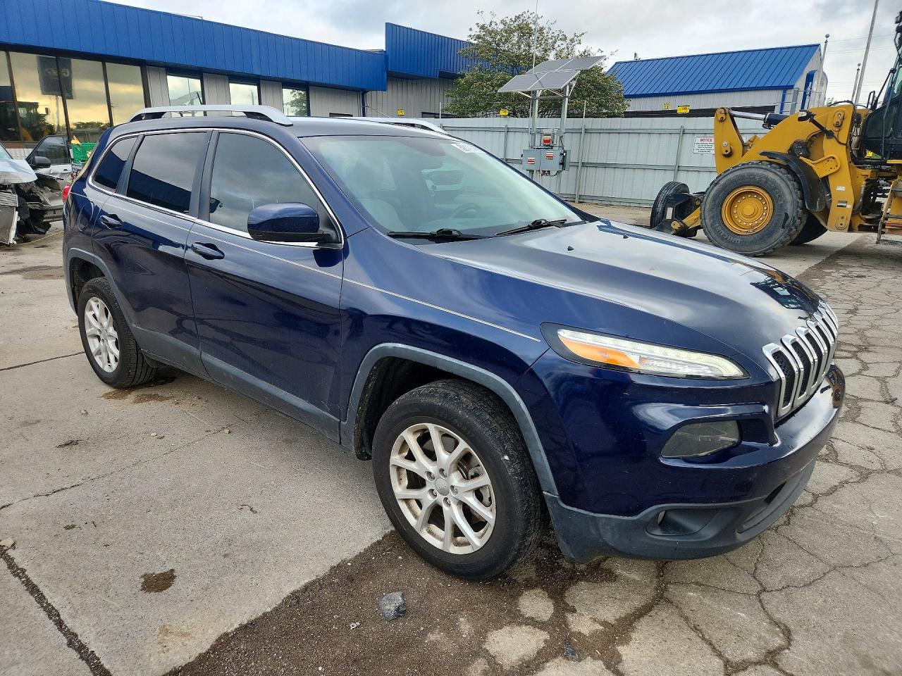 2015 Jeep Cherokee Latitude Blue vin: 1C4PJLCB7FW677417