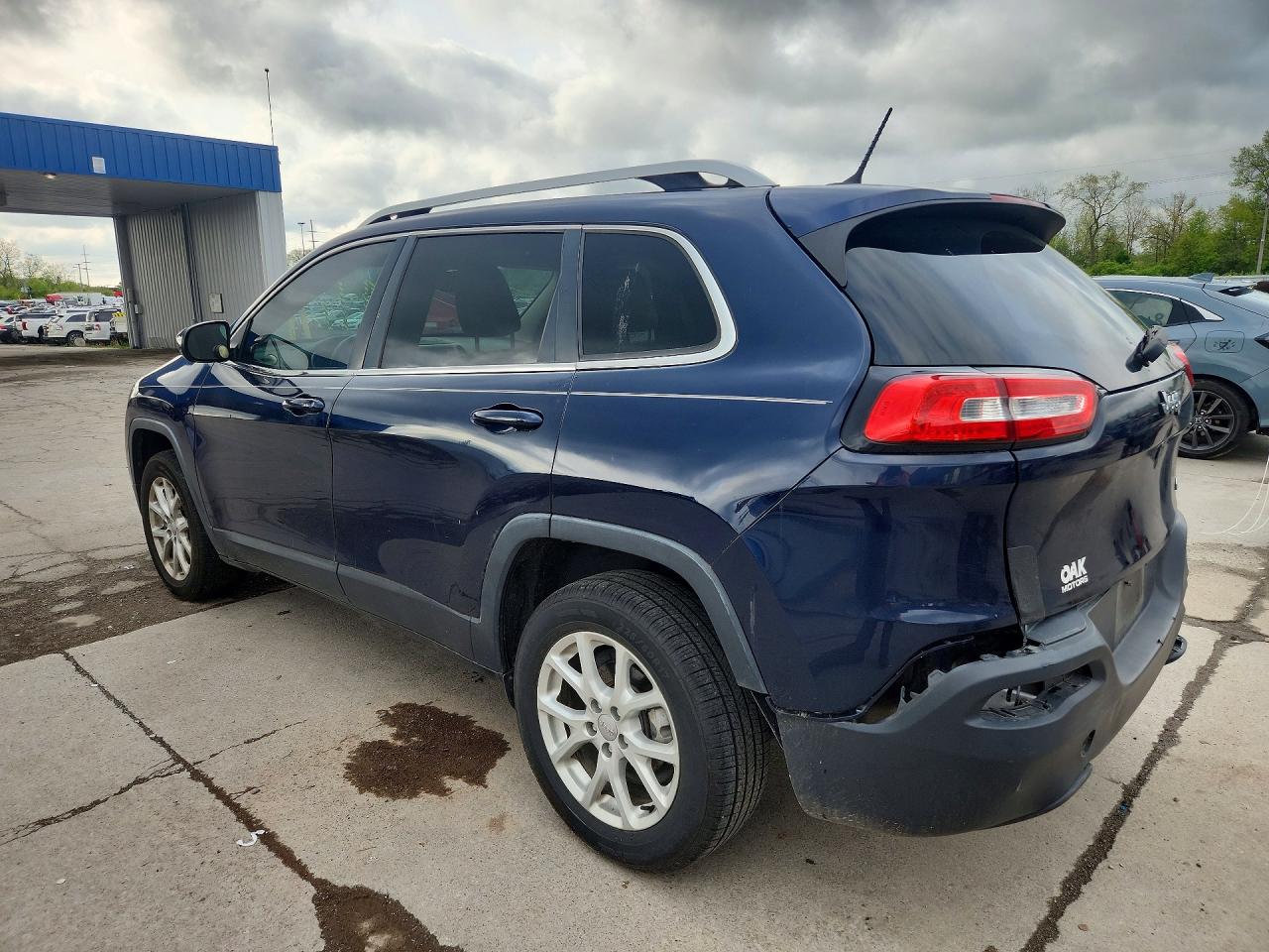 2015 Jeep Cherokee Latitude Blue vin: 1C4PJLCB7FW677417
