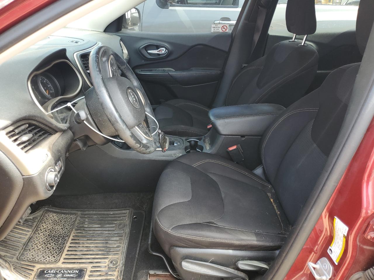 2015 Jeep Cherokee Latitude Red vin: 1C4PJLCB7FW712697