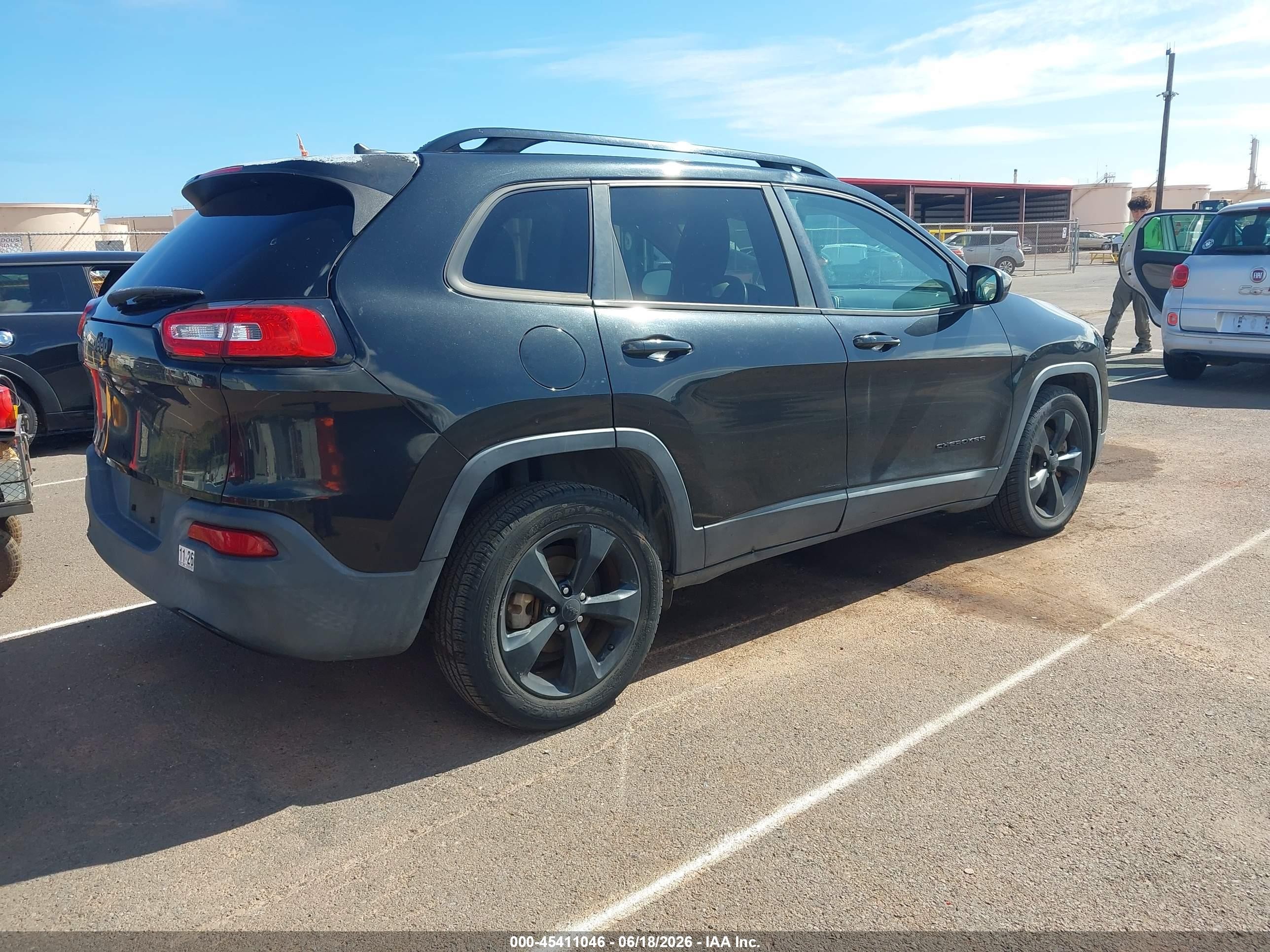 2015 Jeep Cherokee Latitude Altitude Black vin: 1C4PJLCB7FW759910