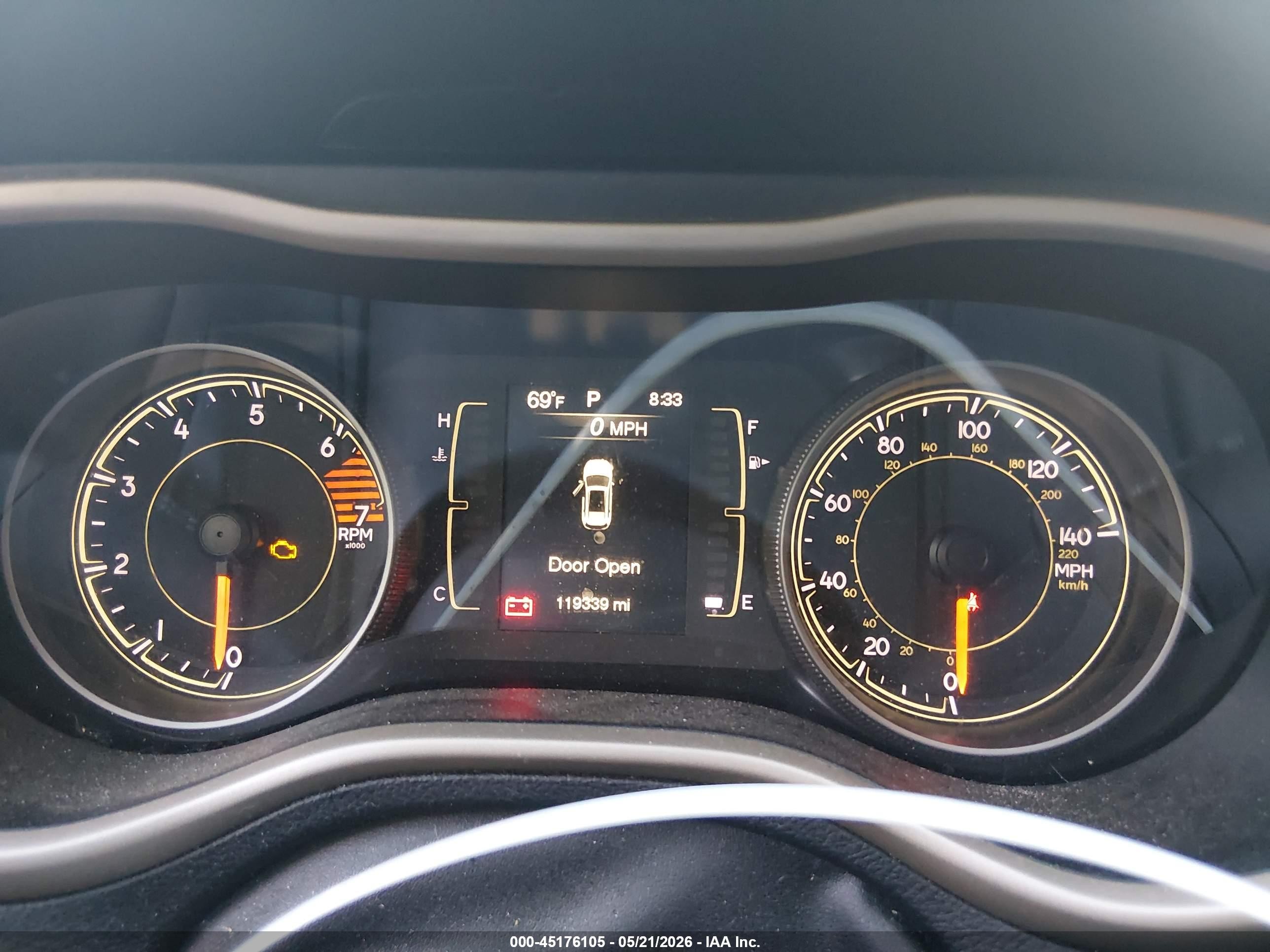 2018 Jeep Cherokee Latitude Fwd Черный vin: 1C4PJLCB7JD551949