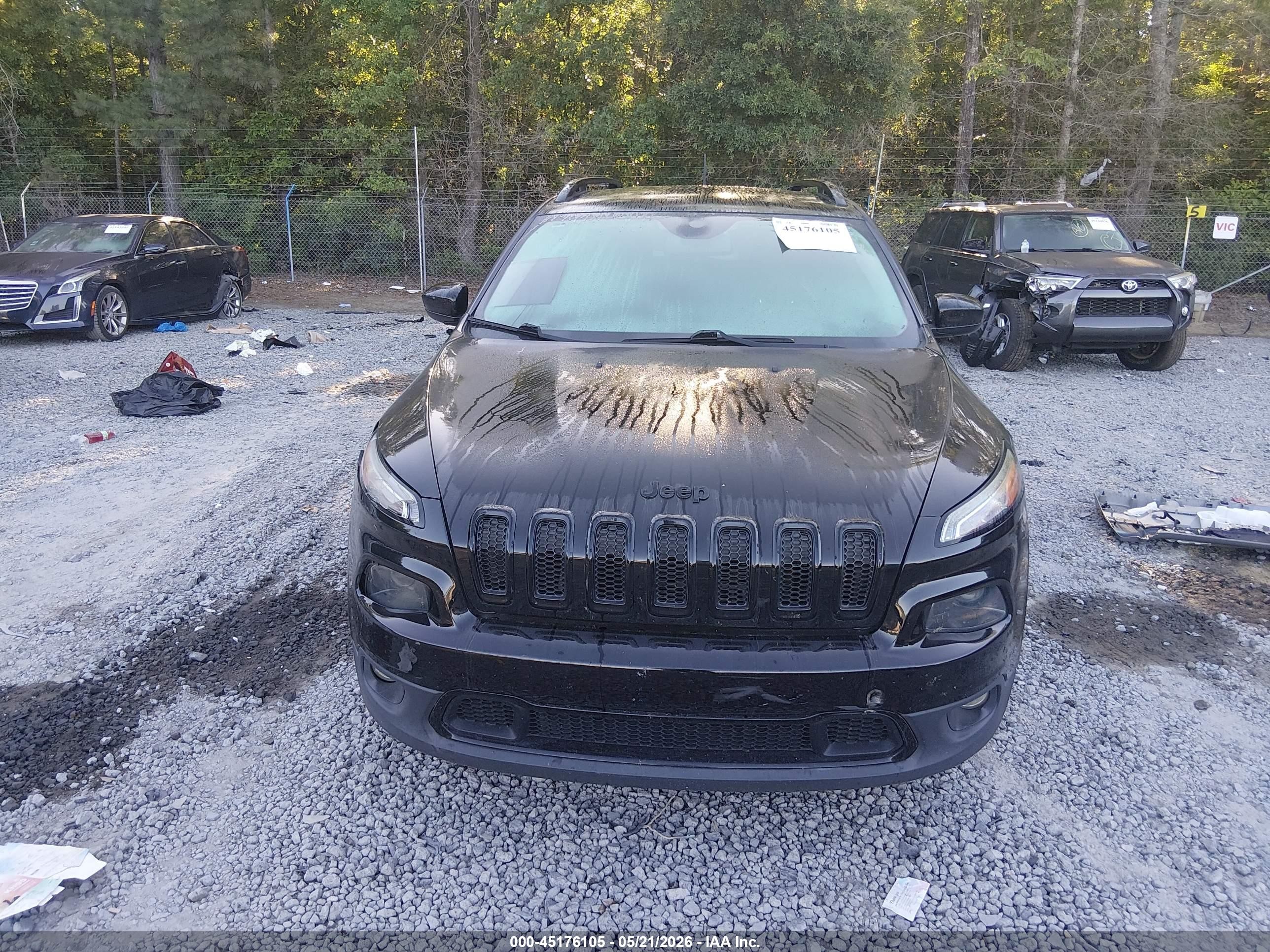 2018 Jeep Cherokee Latitude Fwd Черный vin: 1C4PJLCB7JD551949