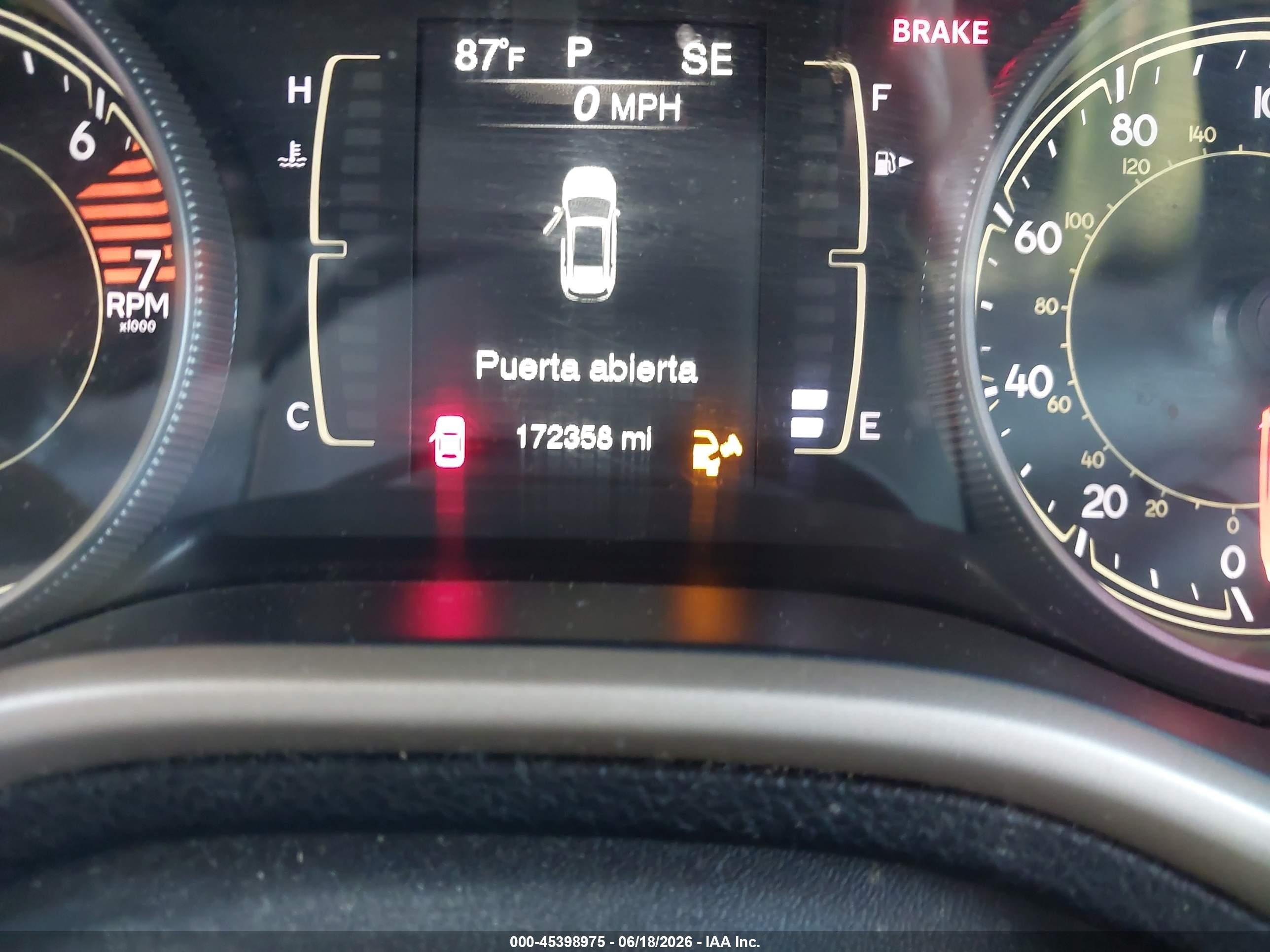 2018 Jeep Cherokee Latitude Fwd Black vin: 1C4PJLCB7JD561123