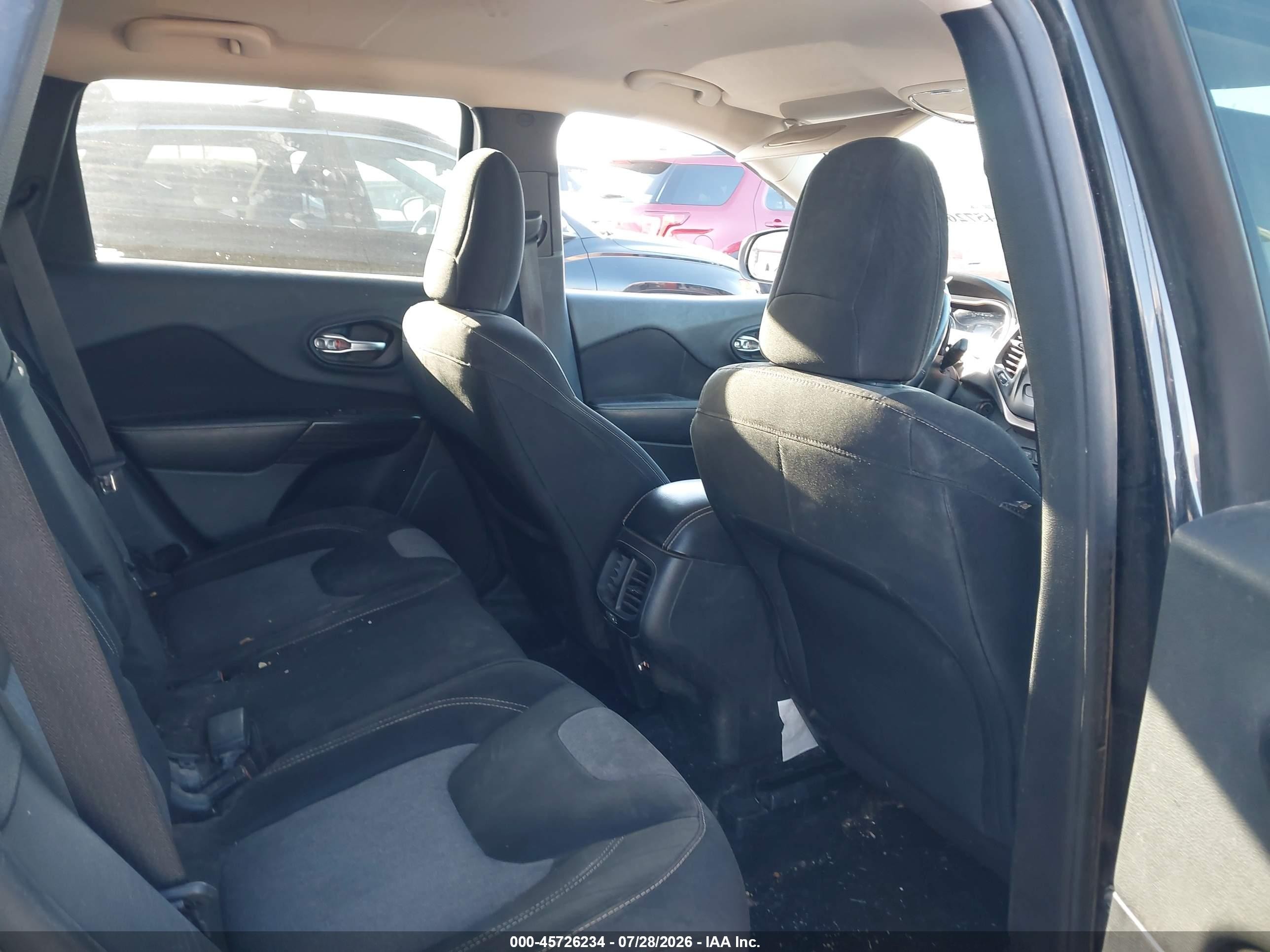 2014 Jeep Cherokee Latitude Black vin: 1C4PJLCB8EW162795