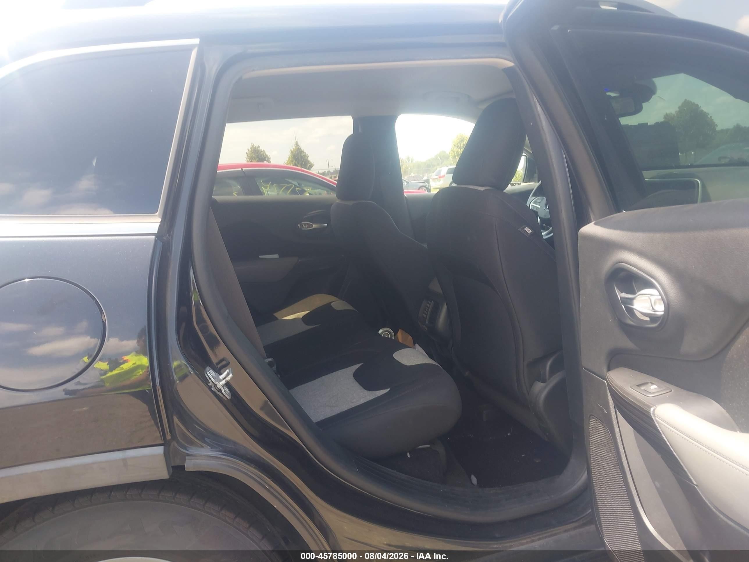 2014 Jeep Cherokee Latitude Black vin: 1C4PJLCB8EW171416