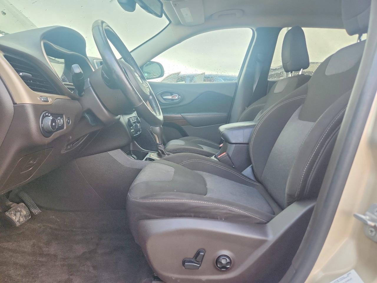 2014 Jeep Cherokee Latitude Beige vin: 1C4PJLCB8EW252934