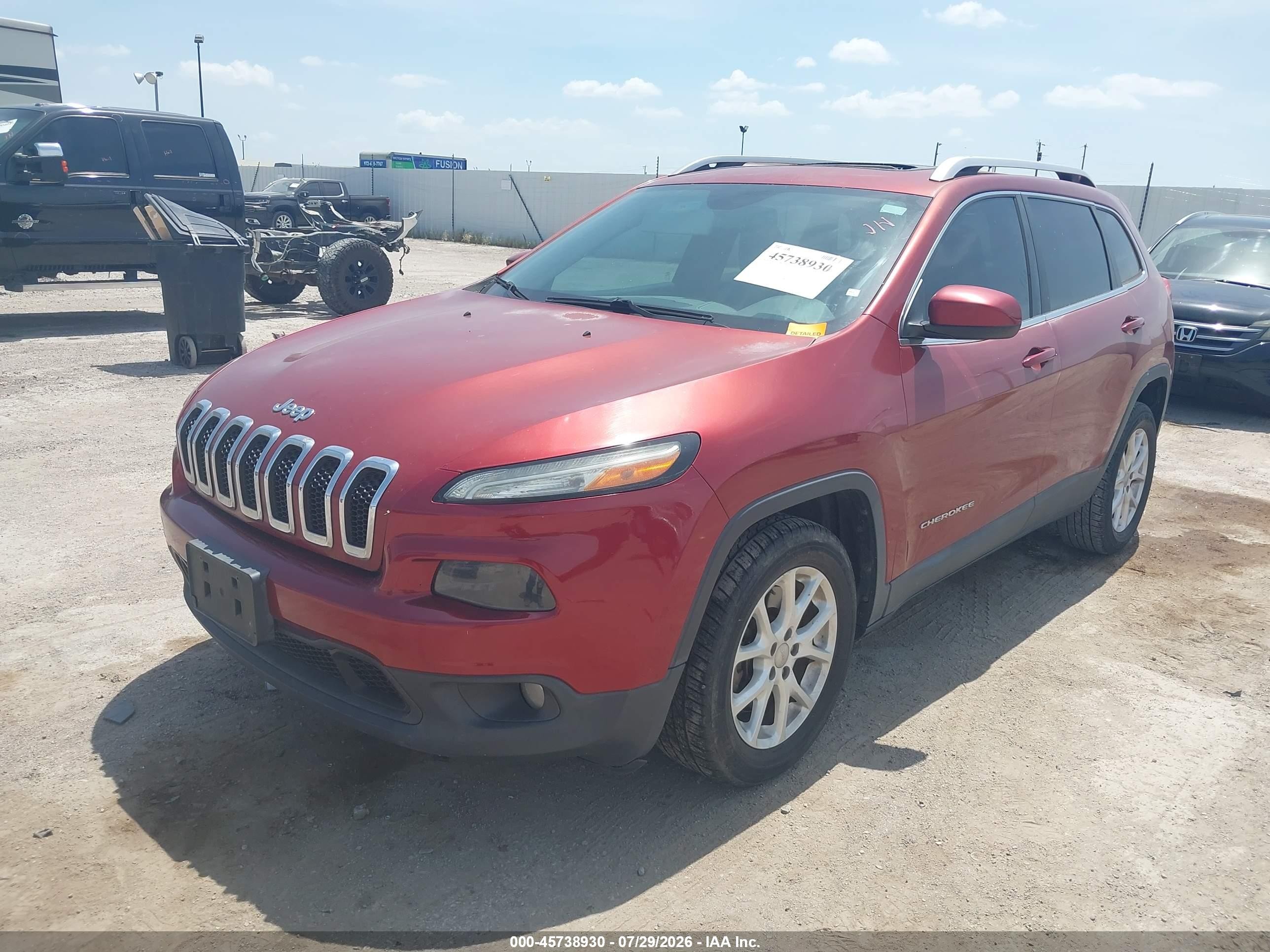 2015 Jeep Cherokee Latitude Red vin: 1C4PJLCB8FW506921