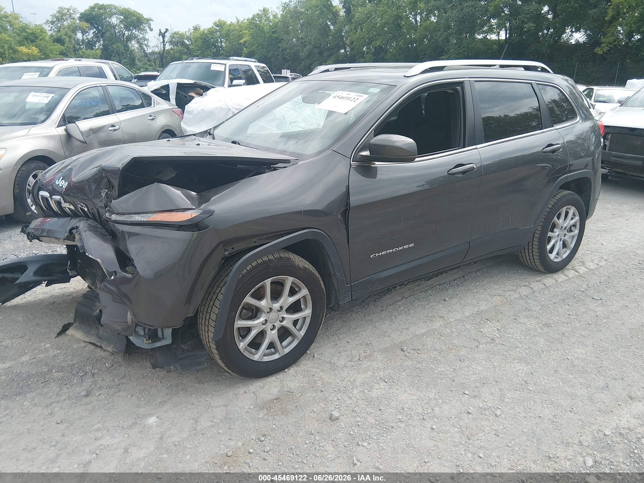 2015 Jeep Cherokee Latitude Gray vin: 1C4PJLCB8FW507874