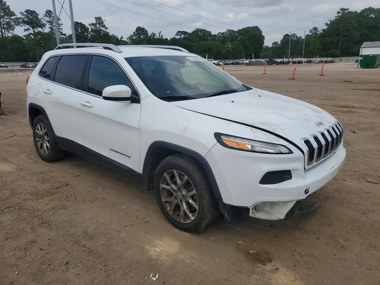2015 Jeep Cherokee Latitude White vin: 1C4PJLCB8FW566889